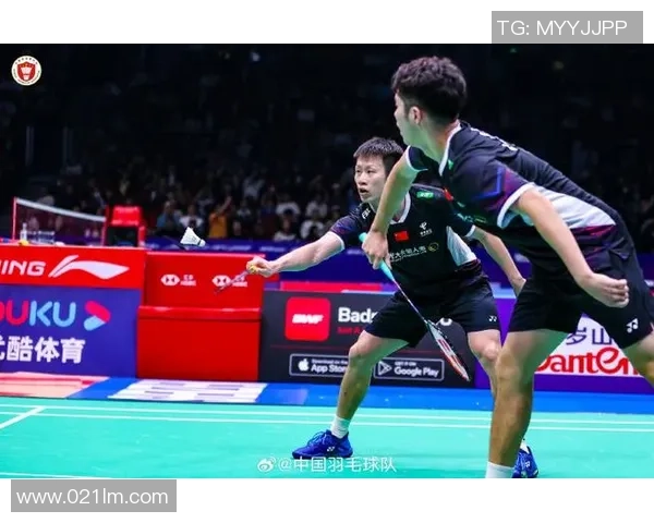 上海羽毛球队在大师赛中的默契配合与战术分析